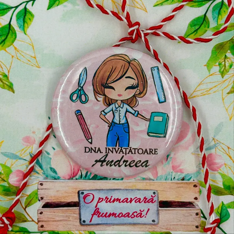 Martisoare - Martisor-personalizat-insigna-pentru-invatatoare