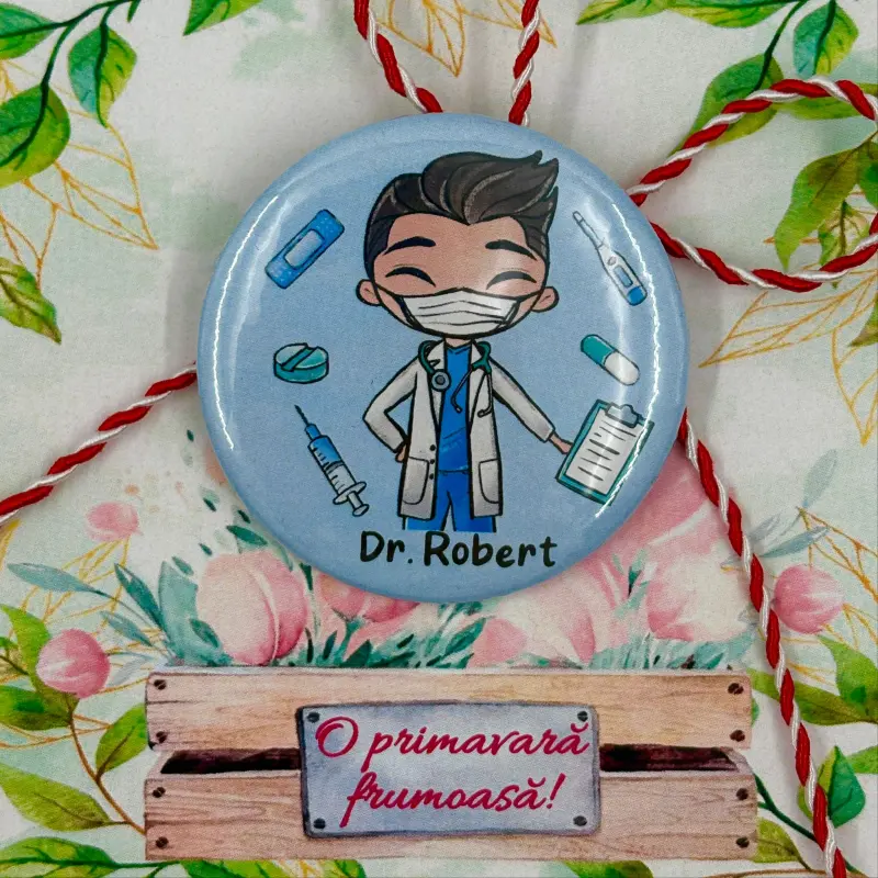 Martisoare - Martisor-personalizat-insigna-pentru-medic-doctor