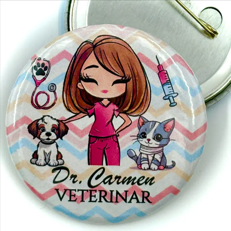 Martisor-personalizat-insigna-pentru-medic-veterinar [1]