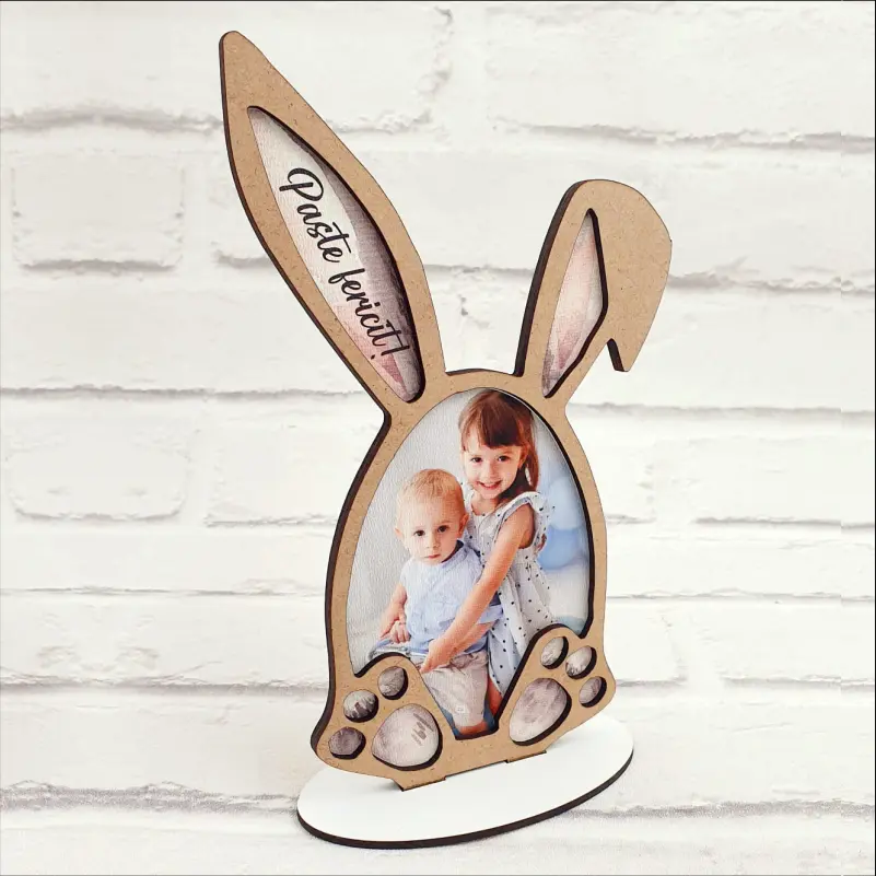 Rama-foto-iepuras-Paste-fericit-1 [1]