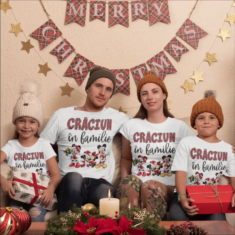 Set-de-tricouri-personalizate-model-Craciun-in-familie-1