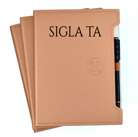 set-personalizat-pix-si-agenda-datata-2025-maro-cupru [0]