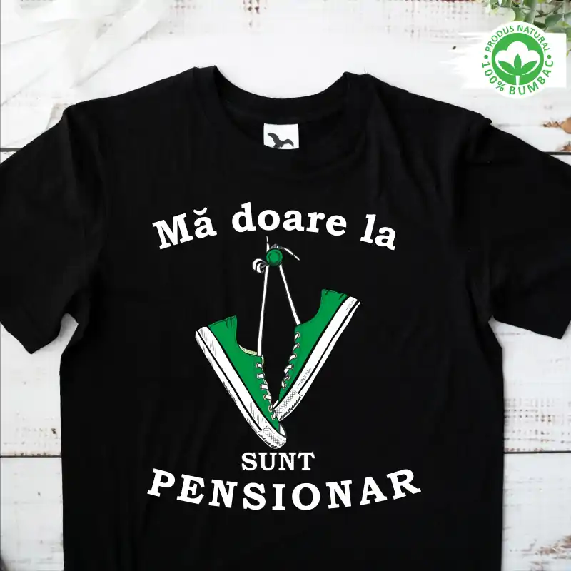 Tricou Pensionare negru, personalizat cu textul "Ma doare la tenesi, sunt pensionar" tenesi turcoaz [2]