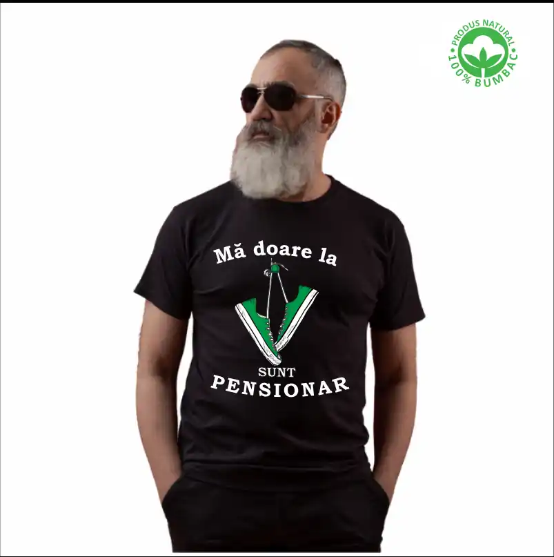 Tricou Pensionare negru, personalizat cu textul "Ma doare la tenesi, sunt pensionar" tenesi verzi - Copie [1]