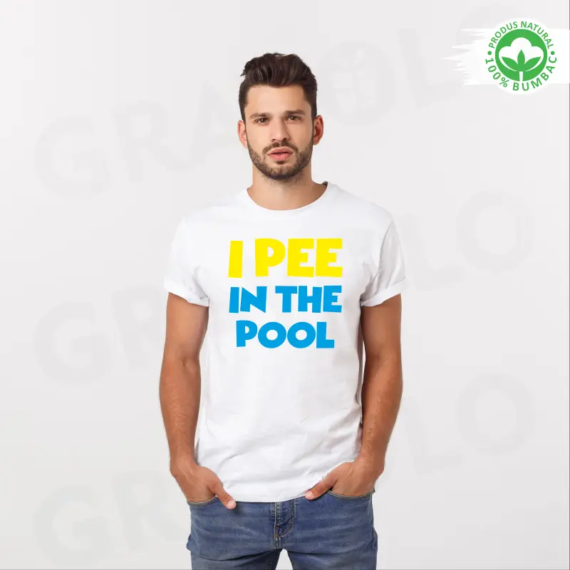 Tricou personalizat: "I pee in the pool"  [3]