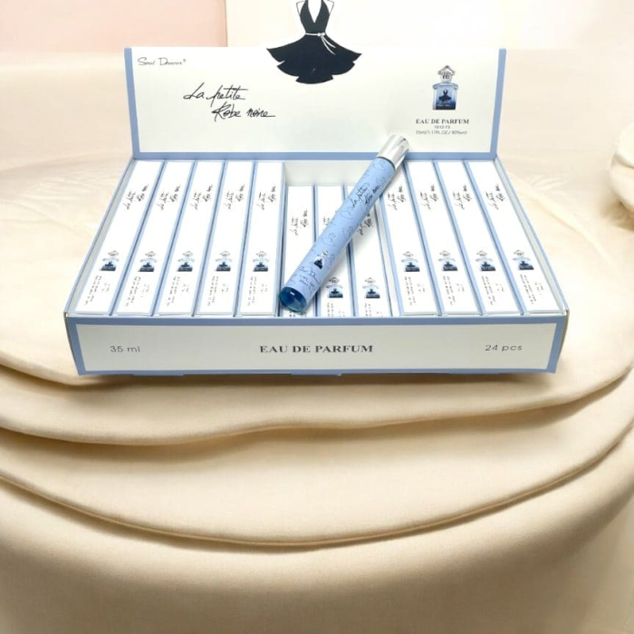 Apa de parfum spray tip pix La Petite Robe Noire, 35ml [2]