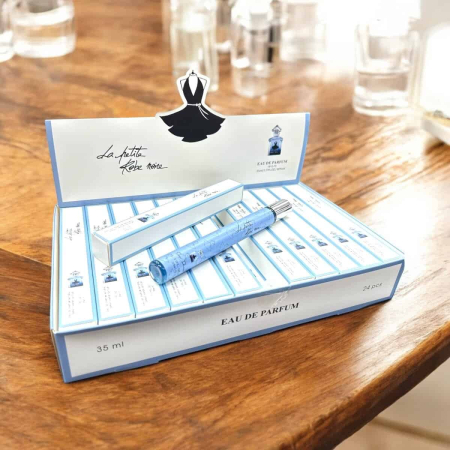 Ingrijire Personala - Apa de parfum spray tip pix La Petite Robe Noire, 35ml