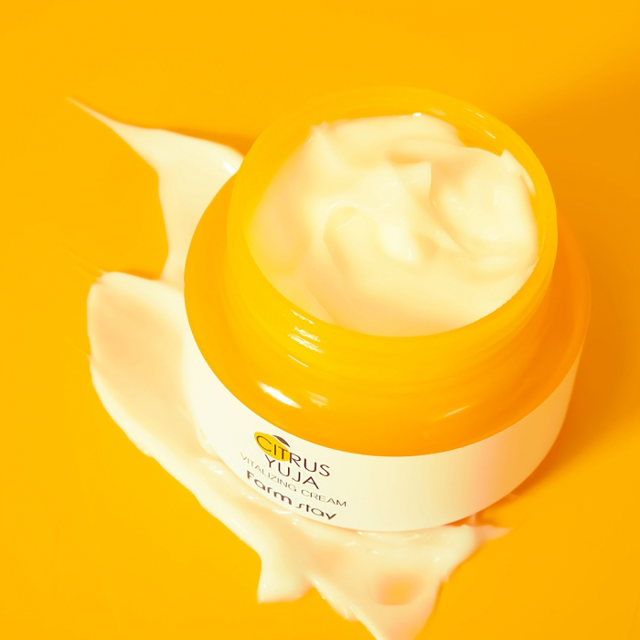 Set revitalizant in 4 pasi Farmstay Citrus Yuja Vitalizing Spuma de curatare, Toner, Crema pentru fata si Ser  Cadou [10]