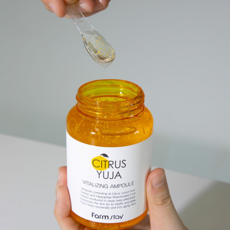 Ser (ampoule) de fata revitalizant cu efect antirid si luminozitate Farmstay Citrus Yuja Vitalizing 250ml [5]