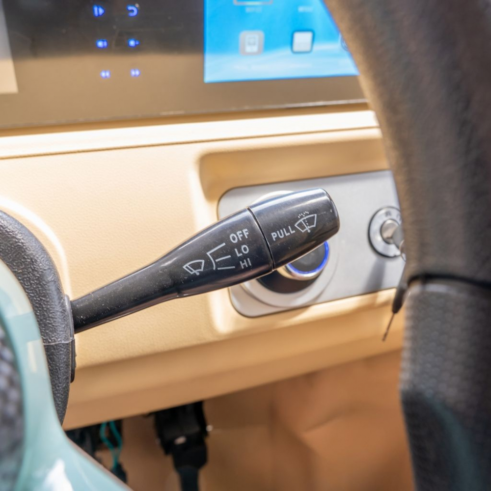 Camioneta electrica RURIS Pilot 5000N NEGRU fara permis, 4900W, viteza 25 km/h, autonomie 130 km [11]