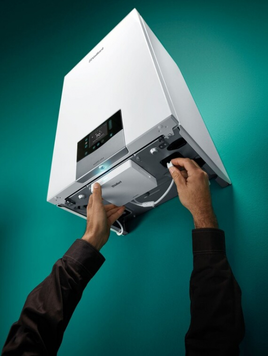 Centrala termica in condensare Vaillant ecoTEC Plus VU 35 CS/1-5 35 kW, NUMAI INCALZIRE, kit evacuare inclus [5]