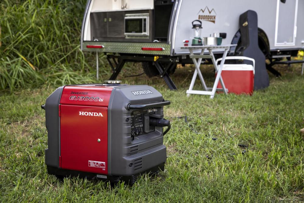 Generator de curent HONDA EU30IS1 GW1, 3000W, monofazat, tip Inverter, motor benzina Honda GX200 [3]