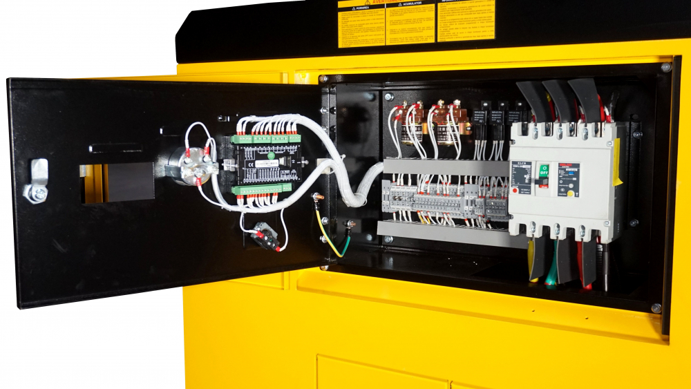 Generator insonorizat diesel Stager YDY100S3 1158000100S3, trifazat 100 kVA, 131A, 1500rpm [4]