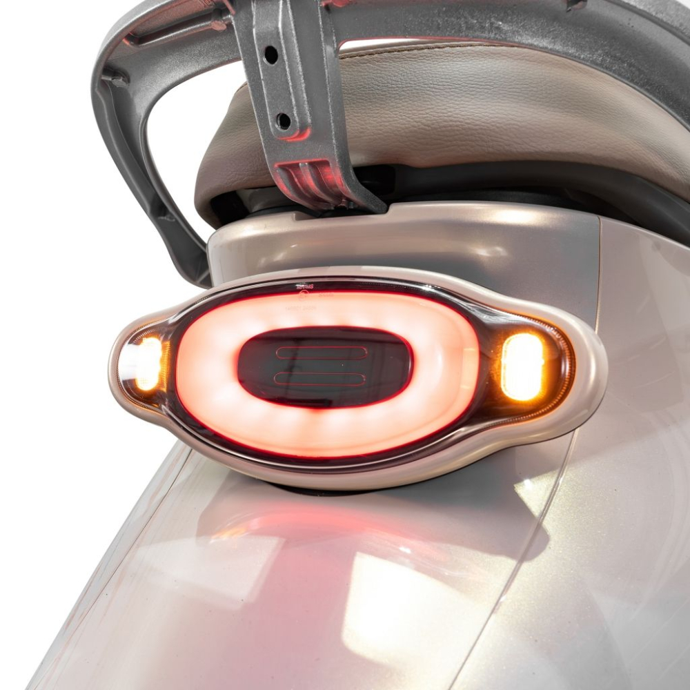 Scuter electric retro RURIS PILOT SX790 GOLD, 800W, autonomie pana la 70 km, 2 locuri [11]