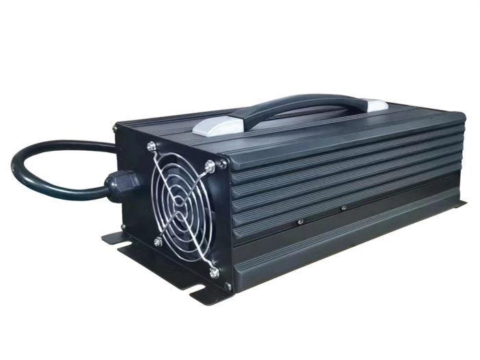Statie de alimentare portabila KS 3000PS-FC, 6000 W putere maxima, 3000 W putere nominala., 3200 Wh, 125 Аh, 25.6 V, 2 x Schuko 230 V [9]