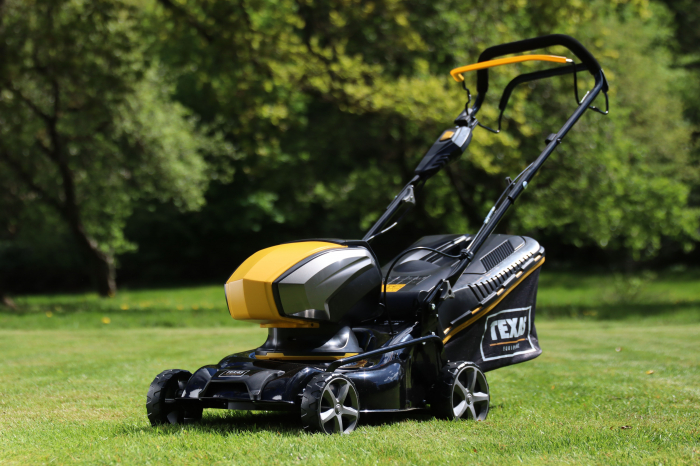 Texas Razor 4220TR-Li, masina de tuns gazonul pe acumulatori, 40 V 2,5 Ah, latime lucru 420mm, autopropulsata, reglaj central 6 trepte, sac 45 litri [5]