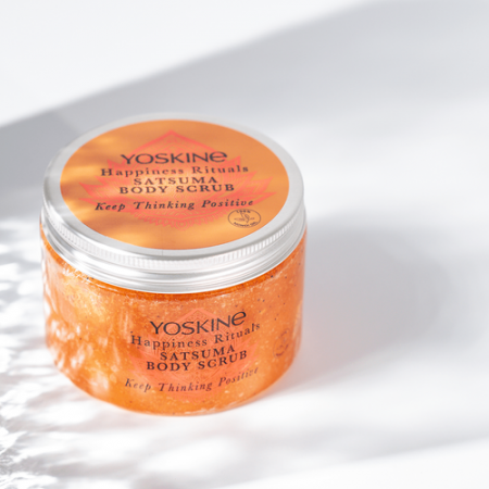 Scrub de corp pe baza de mandarina satsuma, YOSKINE HAPPINESS RITUALS [3]