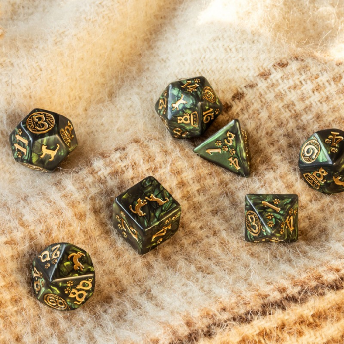 Q-Workshop - Cats Dice Set - Pixel (7 dice) [2]