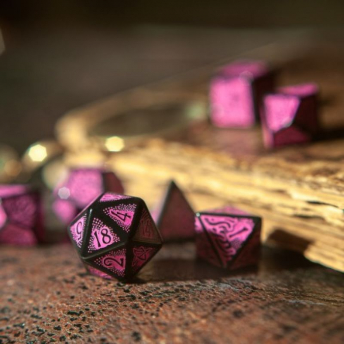 Q-Workshop Black & Magenta Dice Set - Call of Cthulhu 7th Edition (7 dice) [6]