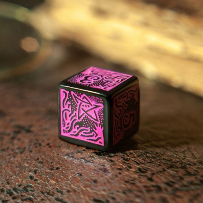 Q-Workshop Black & Magenta Dice Set - Call of Cthulhu 7th Edition (7 dice) [7]