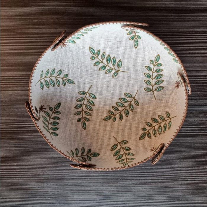 Round Dice Tray with Leather Backing [5]