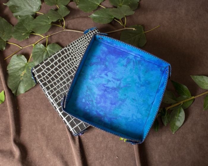 Square Dice Tray with Leather Backing [12]