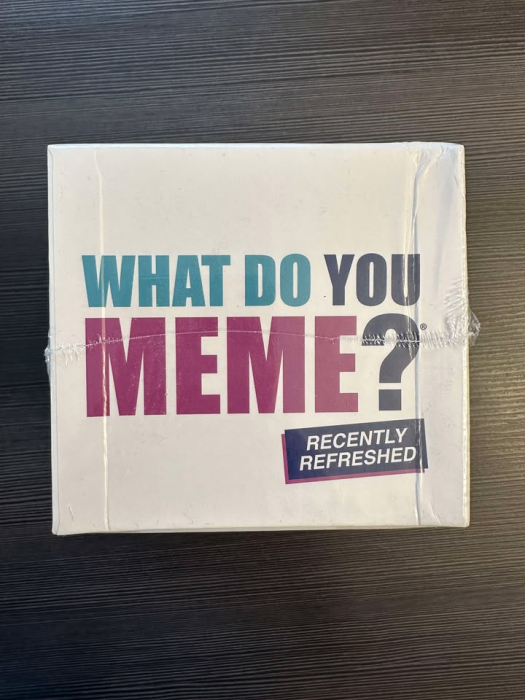 What Do You Meme - EN - (cutie usor deteriorata) [11]