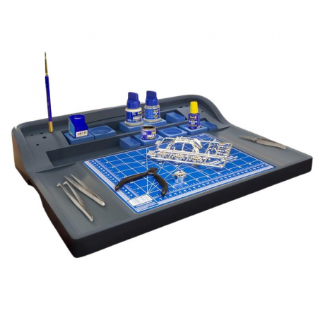 Revell Work Station