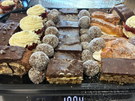 Platou prăjituri asortate [3]