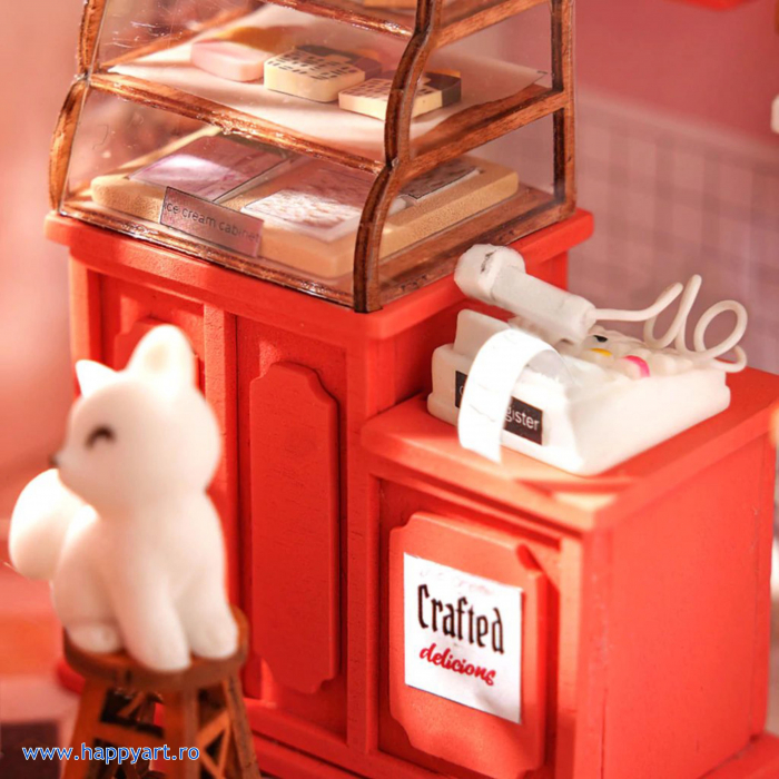 Macheta casuta din lemn, de asamblat DIY, Honey Ice Cream Shop, 170 piese, DG148 [5]