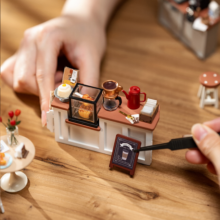 Puzzle 3D, Casuta DIY, Coffee Shop, 183 piese, lemn [5]