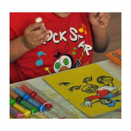 Pictura cu nisip colorat Minnie Mouse Santa [3]