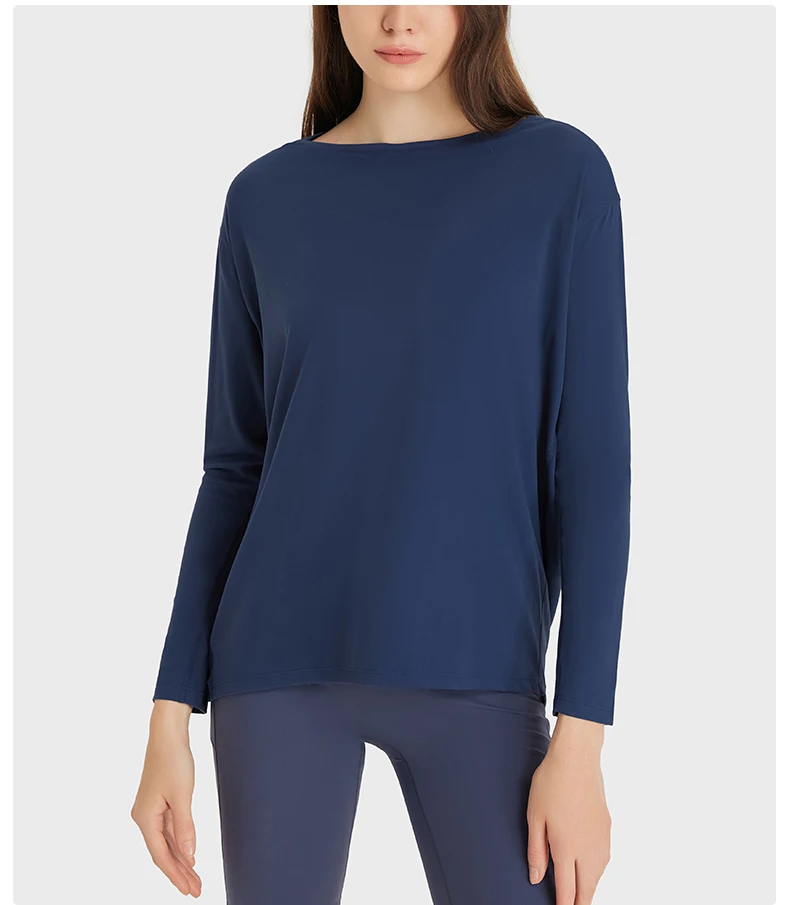 Bluza oversized moale la atingere bleumarine [2]