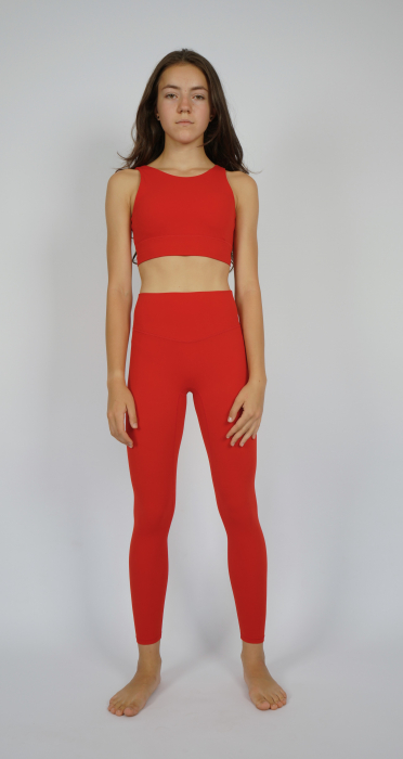 Set Fitness rosu intens- Colanți 8/8 cu Talie Înaltă Fără Cusături pe Mijloc și Top cu Susținere Ridicată, Material Premium, Ideal pentru Alergare, Fitness, Yoga, Pilates, și Cycling [2]