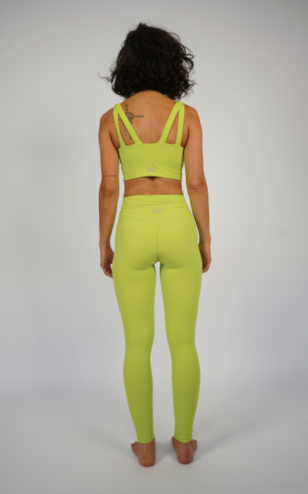 Set Fitness verde-fosforescent- Colanți 8/8 cu Talie Înaltă Fără Cusături pe Mijloc și Top cu Susținere Ridicată, Material Premium, Ideal pentru Alergare, Fitness, Yoga, Pilates, și Cycling [2]