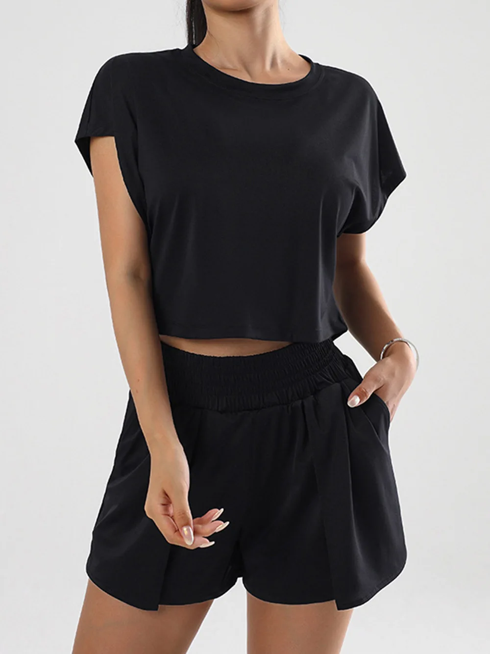 Tricou cropp top negru [3]