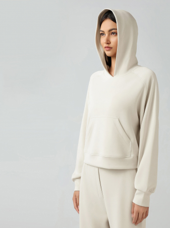 Trening - Hanorac silky feel cu gluga crem