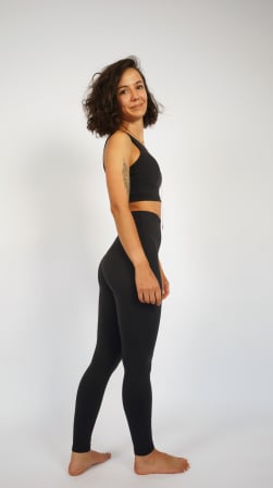 Set fitness - Set Fitness negru- Colanți 8/8 cu Talie Înaltă Fără Cusături pe Mijloc și Top cu Susținere Ridicată, Material Premium, Ideal pentru Alergare, Fitness, Yoga, Pilates, și Cycling