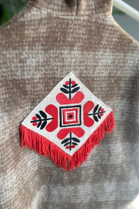 Capă copii din lână  - Motive traditionale [3]