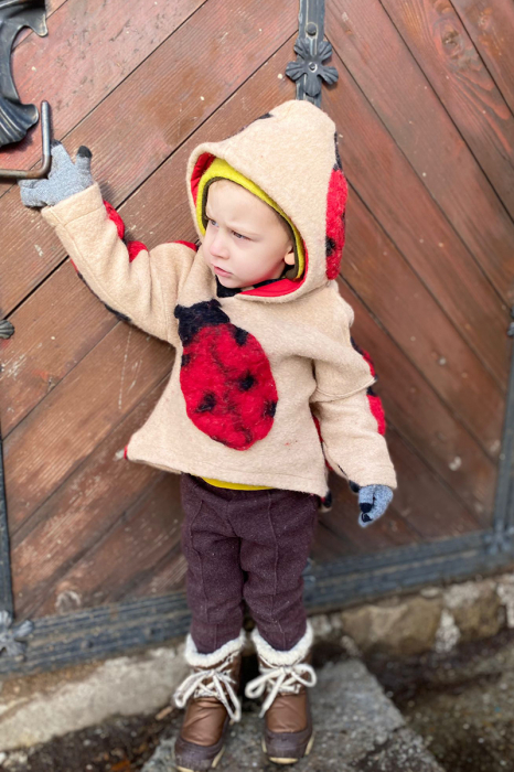 Hanorac Lana Fiarta Buburuze Crem [2]