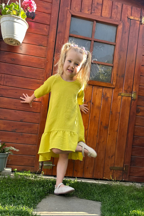 Rochie Muselina Asimetrică - Lime [2]