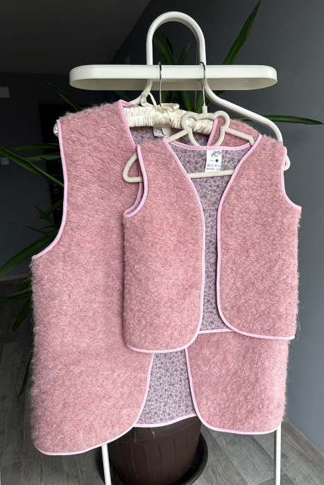 Vestă tip Cojoc -Roz Hart [3]