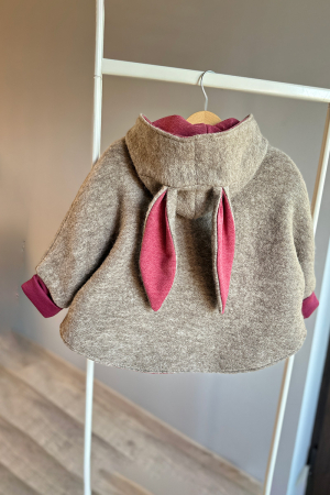 Capă copii din lână naturală, model Iepuraș, Crem-Vișiniu — H. Bebe [1]