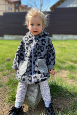 Capă din lână fiartă Oversized - Animal Print [1]