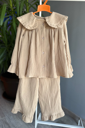 Muselina si IN - Compleu Fetiță din Muselină cu Guler și Volane- Crem