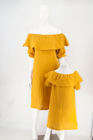 Rochie Volan-Compleu Mamă/Fiu din Muselina - Mustar [2]