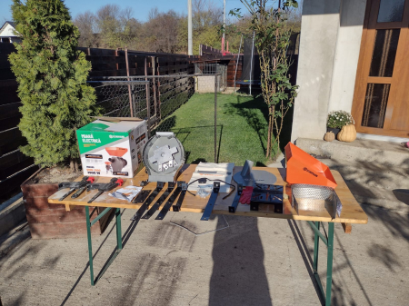 Moara electrica cu suport din metal pentru cereale si stiuleti (2 in 1), SCHUMANN®, Cuva Mare, motor 3,9 kw (100% cupru), 3000 rpm, 300 kg/h, 4 site de rezerva, 20 ciocanele [6]