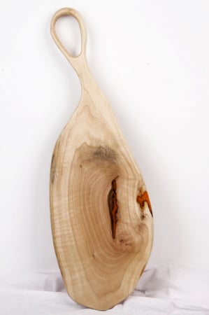Platou servire din lemn de nuc cu insertie de rasina epoxidica [5]