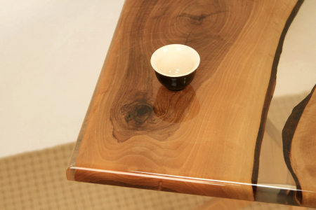 Masa de cafea din lemn de nuc cu rasina transparenta [6]