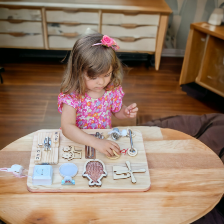 Placa senzoriala de activitati tip Montessori (Busy Board) [1]